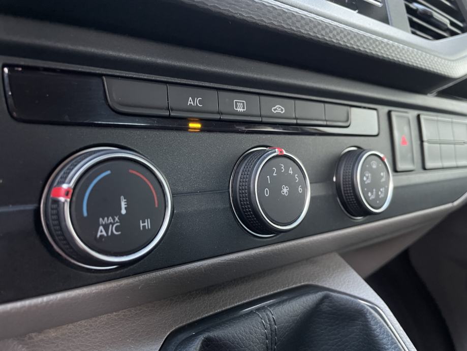 VW T-Roc 1,6 TDI